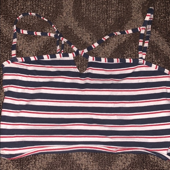 Hollister Cropped Tank - Picture 2 of 4